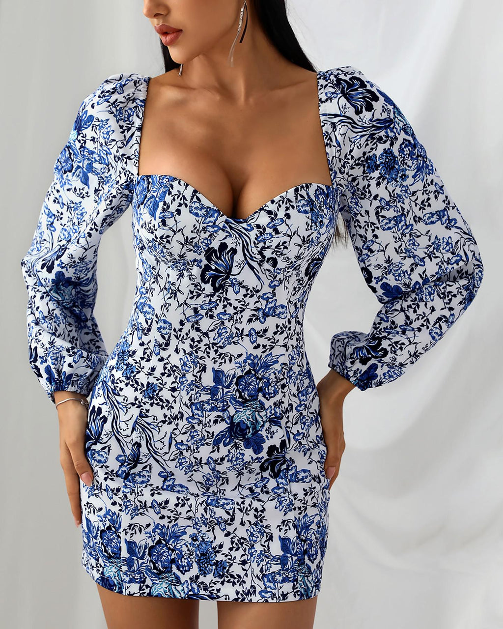 Sexy Club Dress - Puff Sleeves & Floral Style