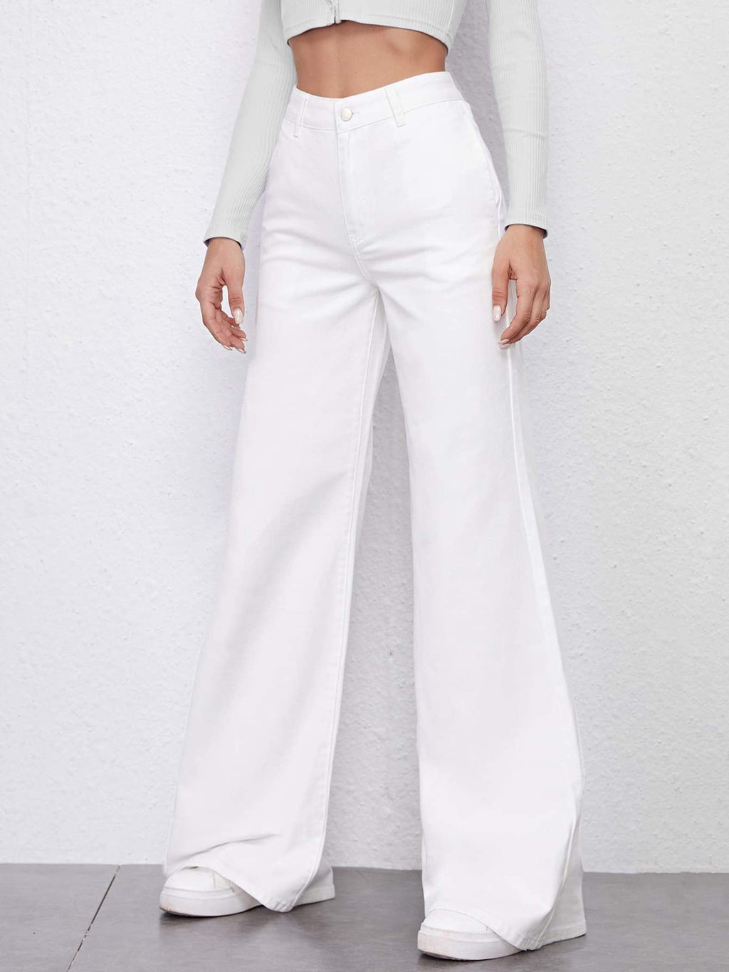 Trendy Denim, Flared Jeans for Casual Style