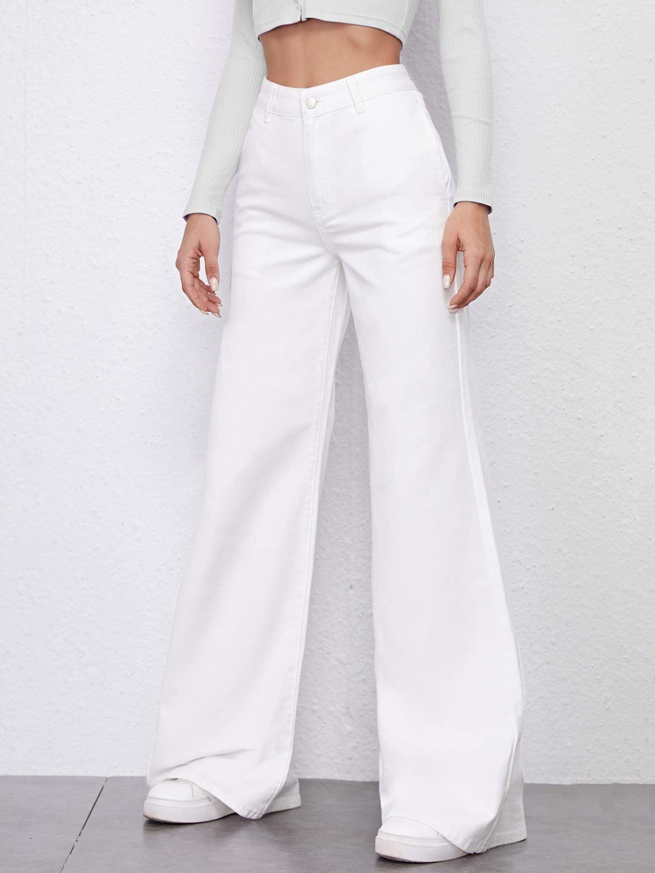 Trendy Denim, Flared Jeans for Casual Style